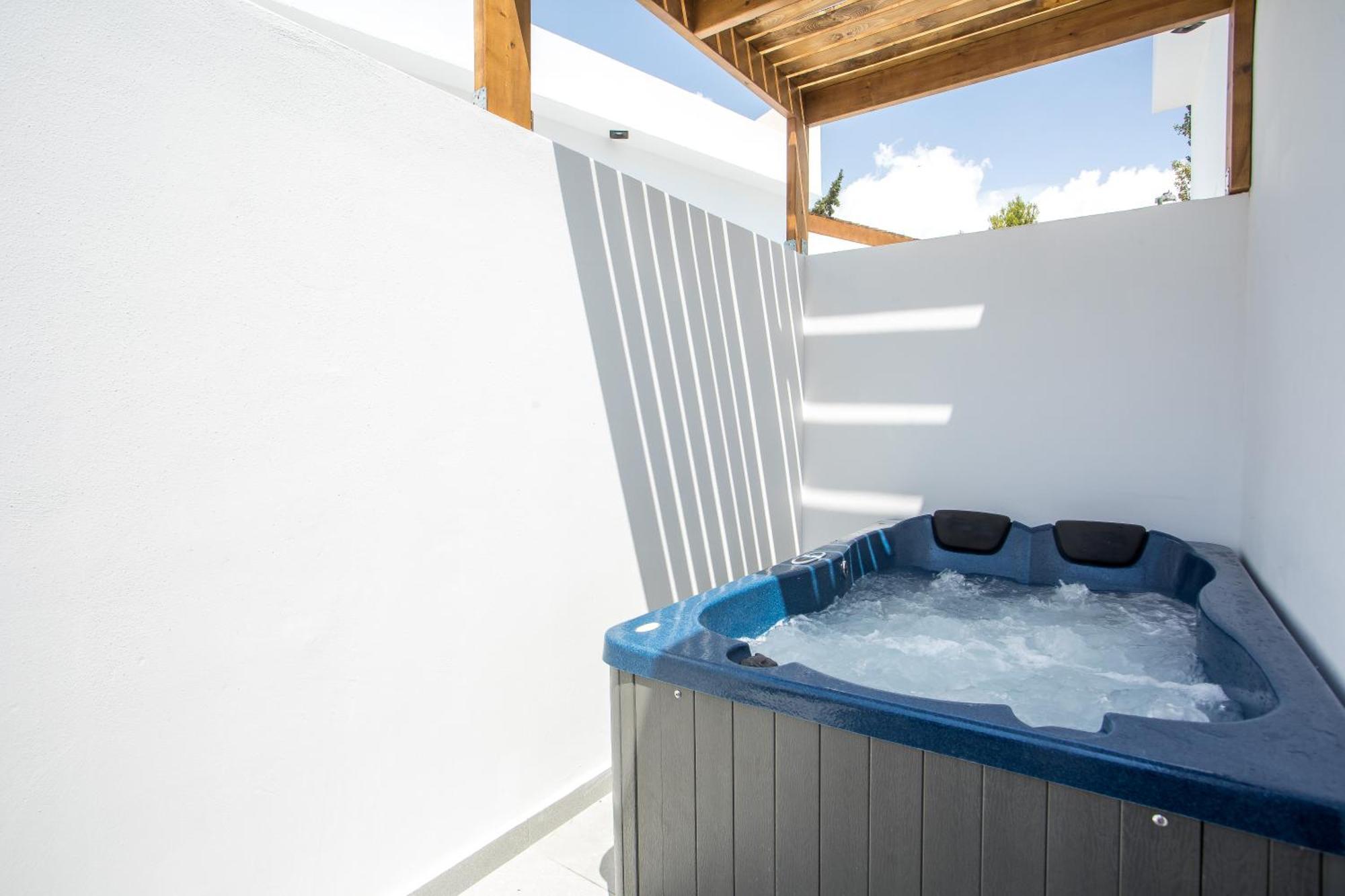 Calma Luxury Studios & Suites Faliraki Exterior photo