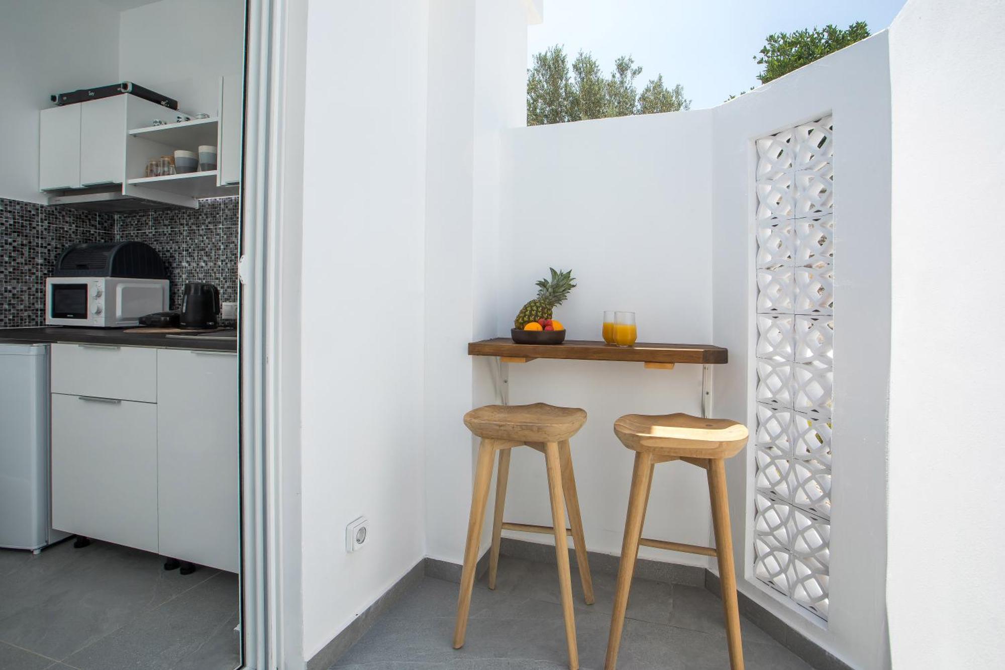Calma Luxury Studios & Suites Faliraki Exterior photo