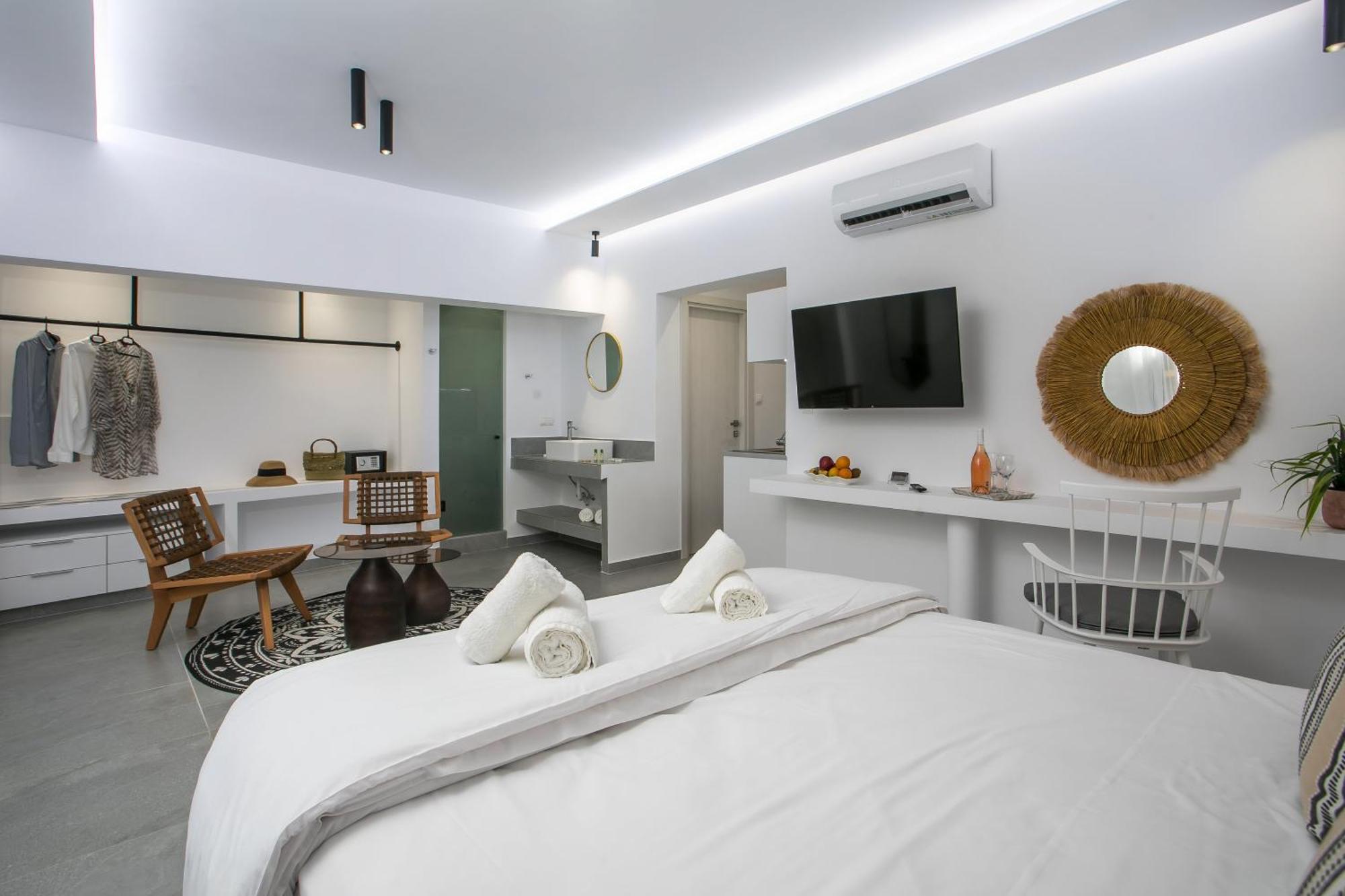 Calma Luxury Studios & Suites Faliraki Exterior photo