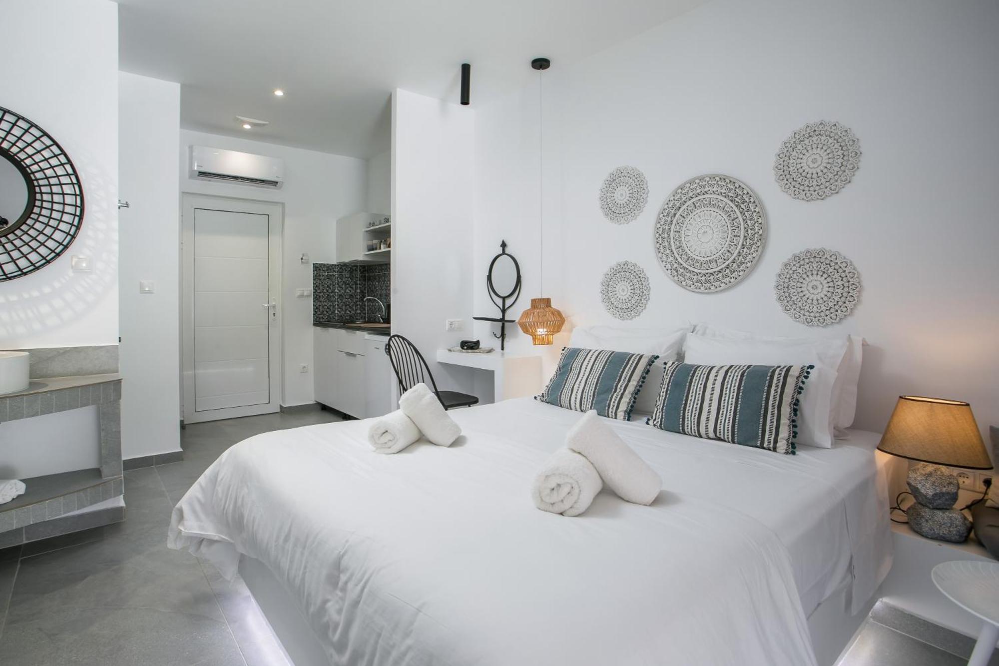 Calma Luxury Studios & Suites Faliraki Exterior photo